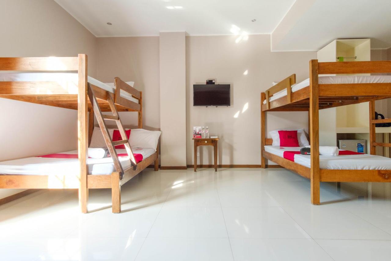 Reddoorz Plus @ West Nautical Road Puerto Galera Exterior photo