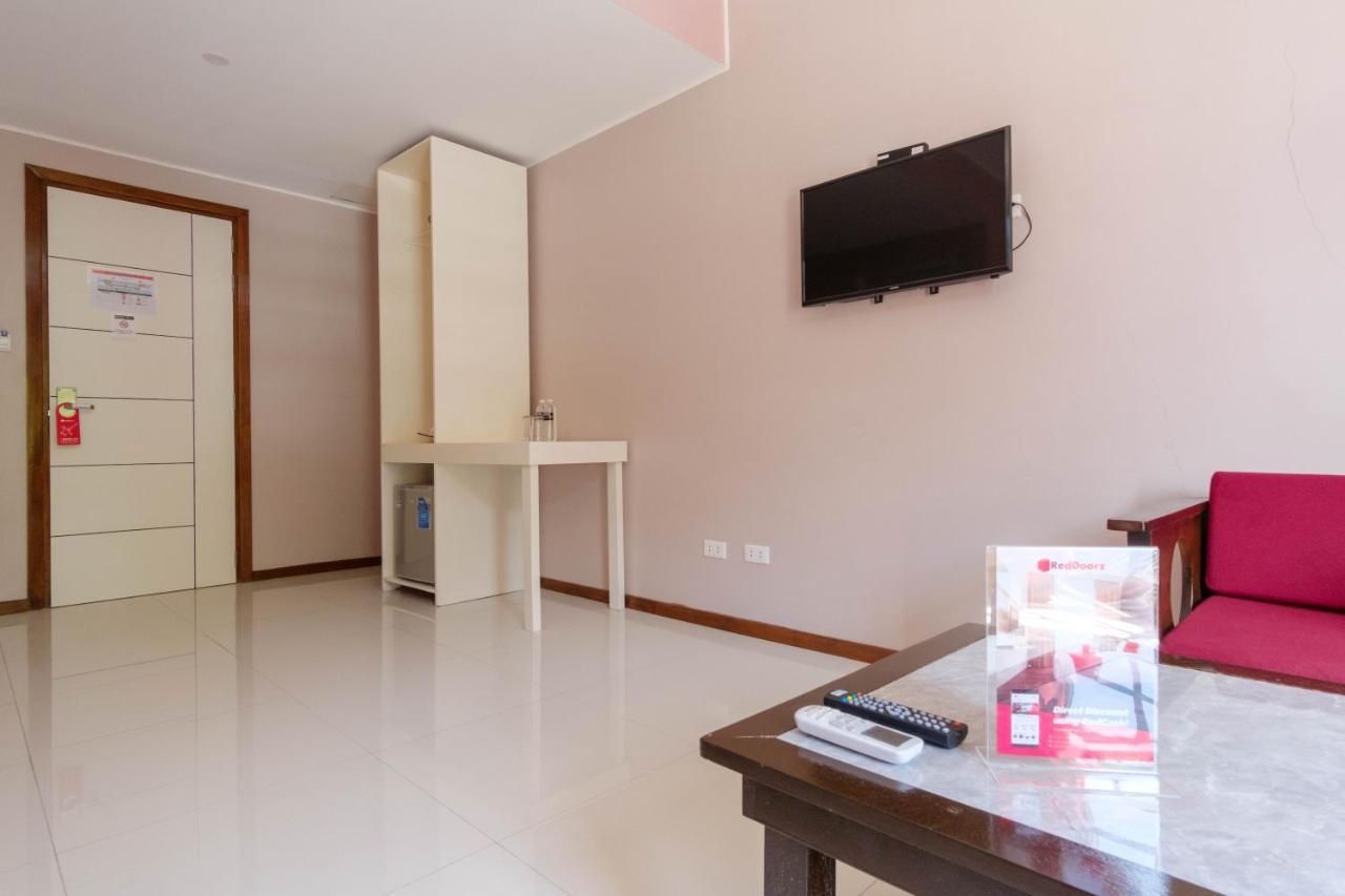 Reddoorz Plus @ West Nautical Road Puerto Galera Exterior photo